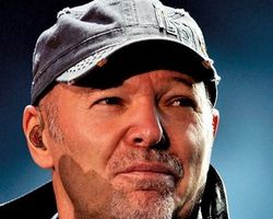 WHAT IS THE ZODIAC SIGN OF VASCO ROSSI?